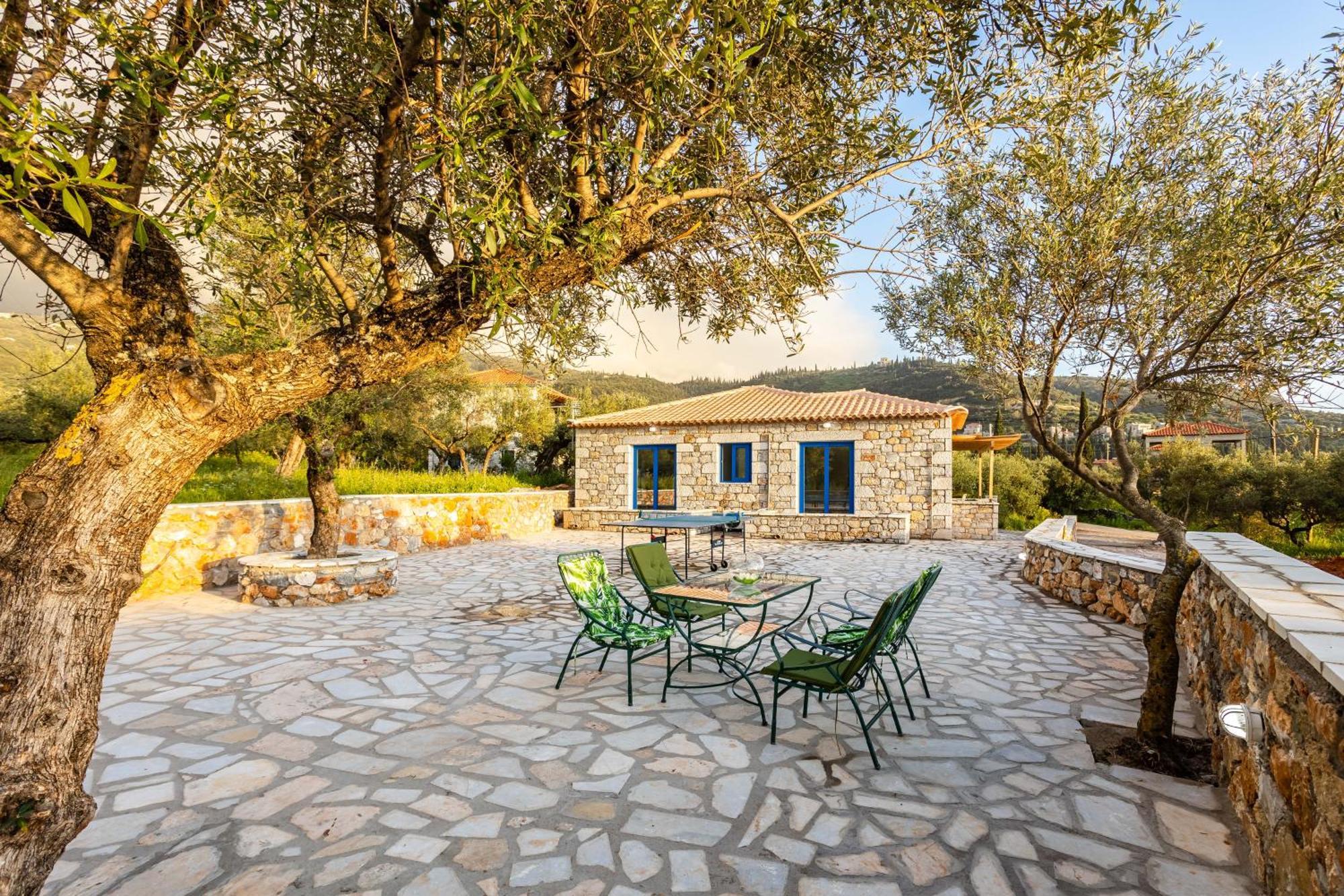 Mani Holiday House Kotronion  Exterior photo